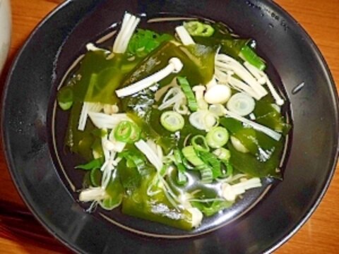 １杯19kcal★塩分0.65g★わかめ中華スープ